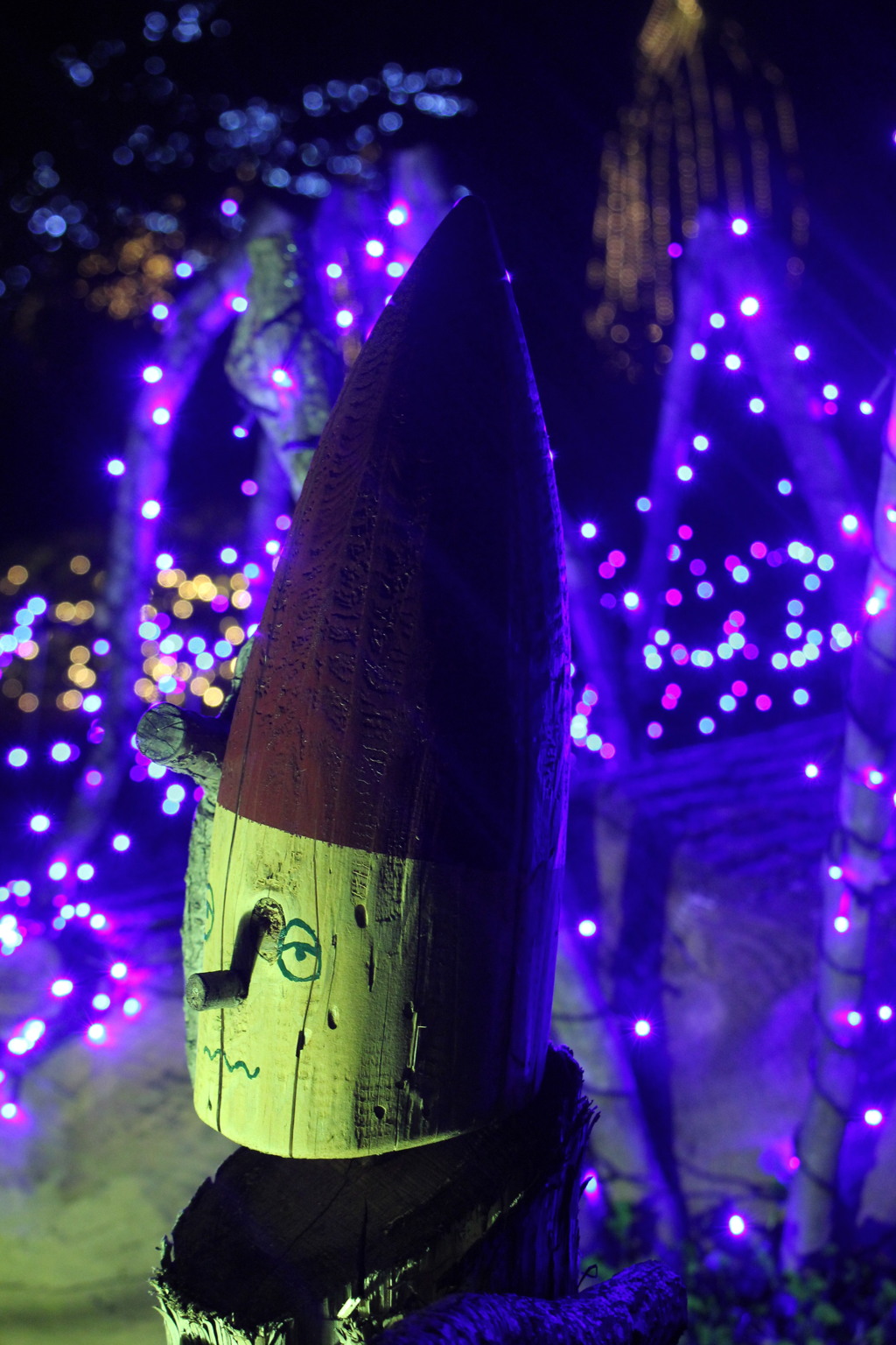 ブルー