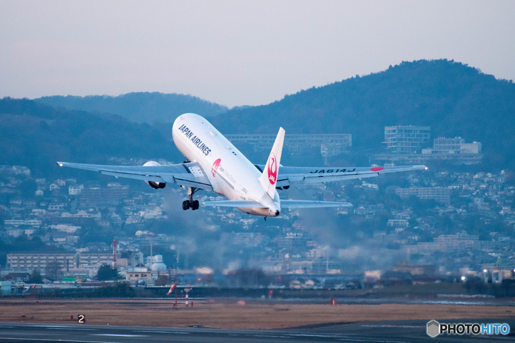 離陸　伊丹空港②