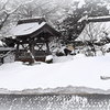 お寺の雪景色
