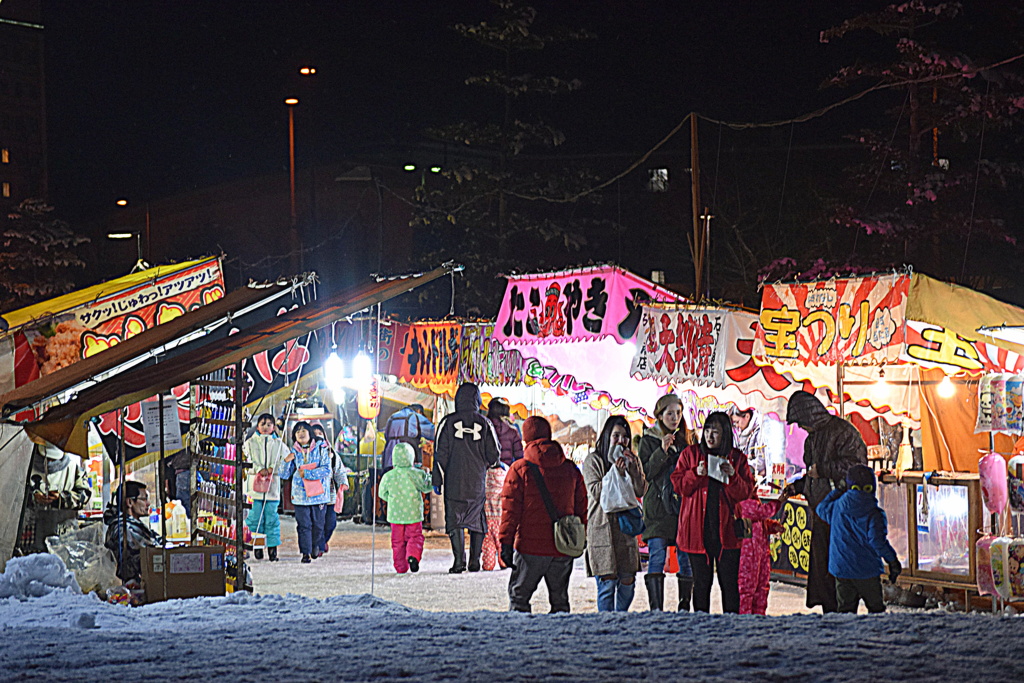 雪祭りの出店ー２