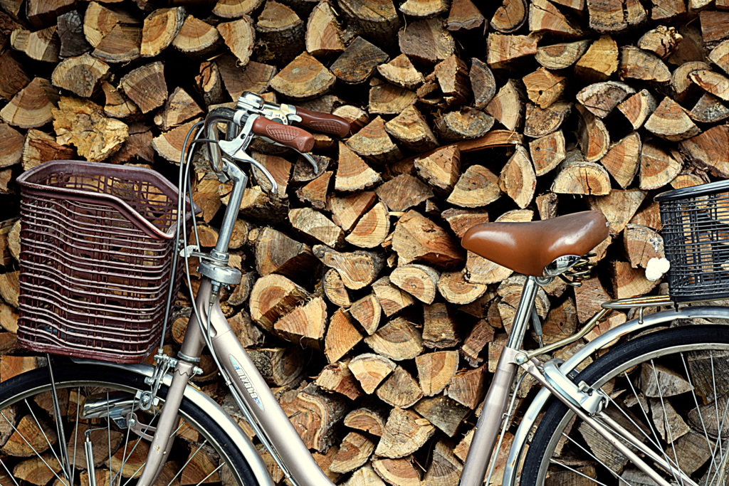 薪と自転車