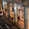 夜の歩道