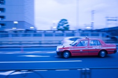 赤が駆け抜ける