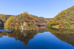 秋の神龍湖