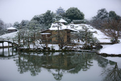 雪の後楽園