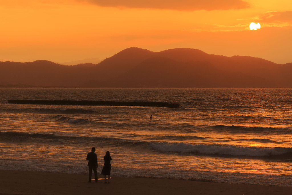 夕日ヶ浦海岸の夕暮れ