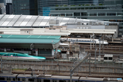 東京駅　屋根の色
