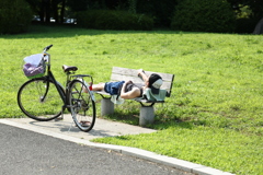 ベンチで一休み