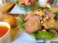 サラダ専門店