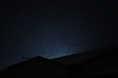 雪舞い降りる