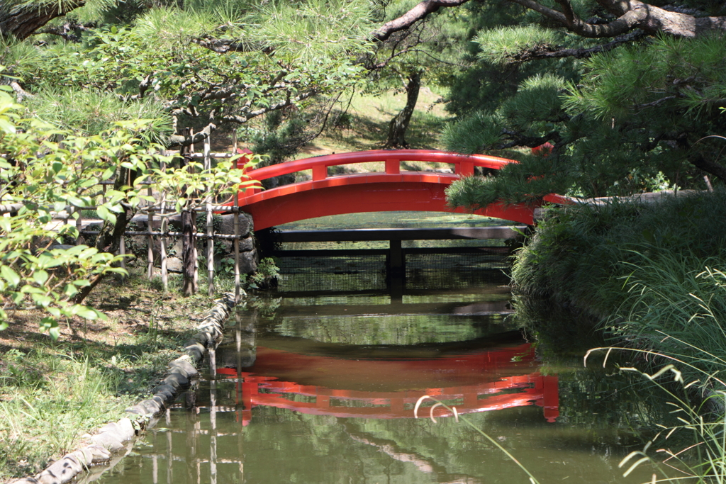 赤い橋～栗林公園～