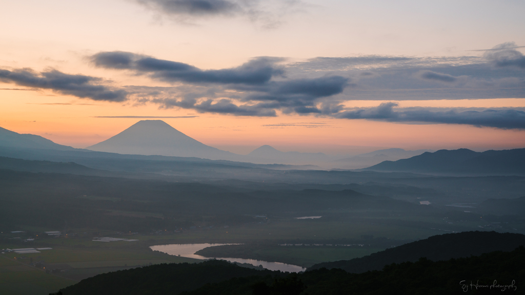 雄大な朝景