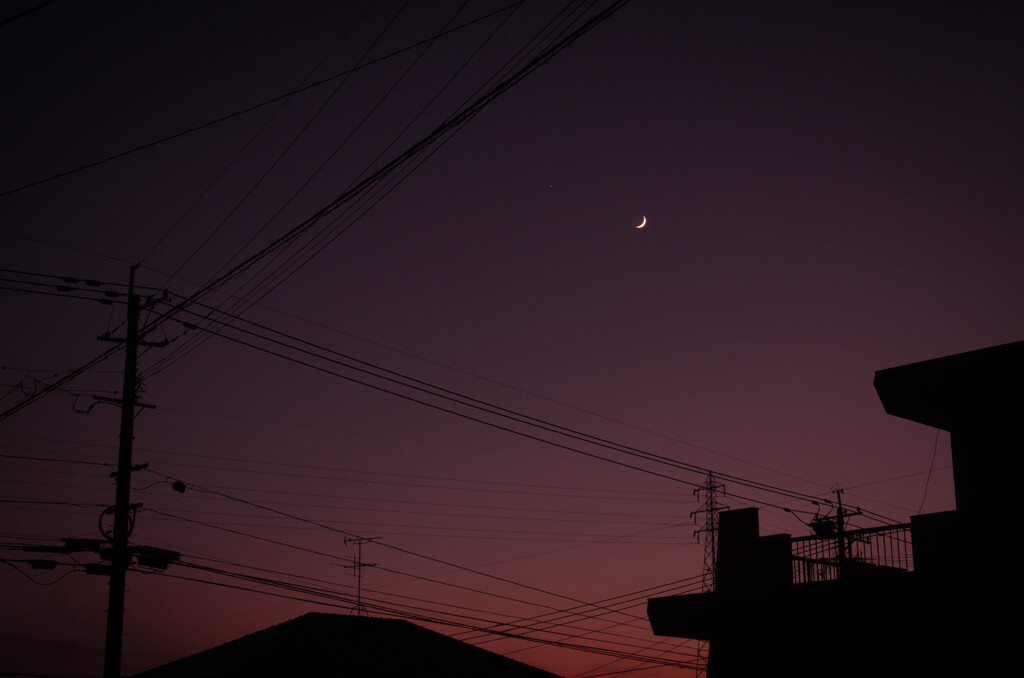 三日月と木星