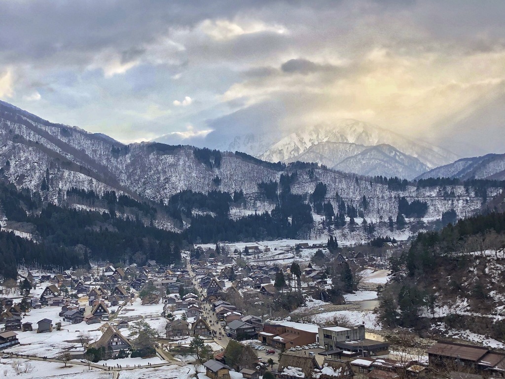 白川郷展望台にて