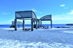海辺のベンチ
