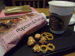 001 (2)　スタバ　Popcorn &　Pretzels