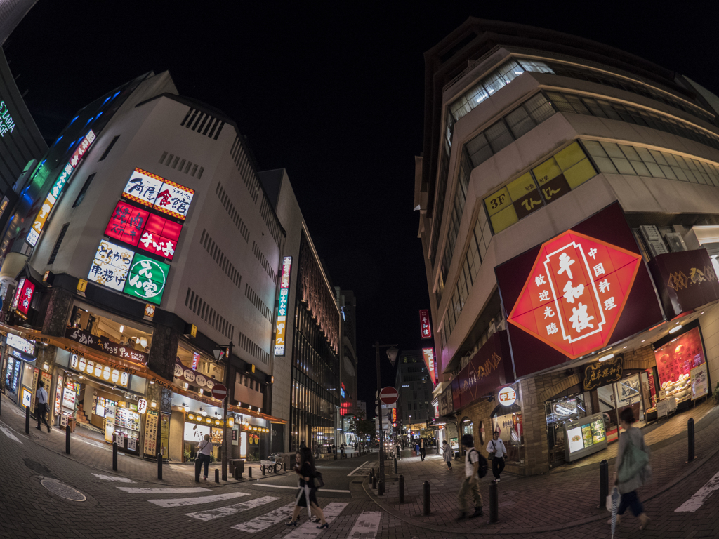 何処かの窓から