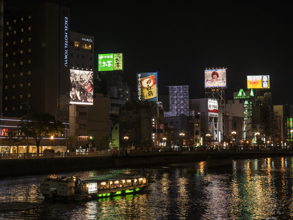 中洲の夜景を