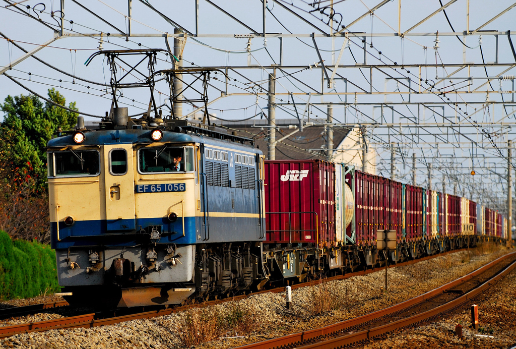 EF65-1056