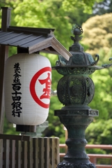 本堂前の静けさ