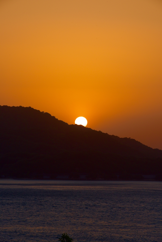 沈みゆく夕日