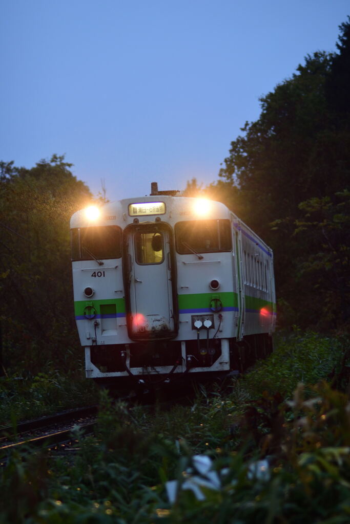 雨の中を