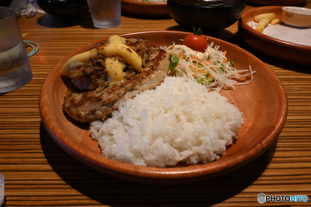 食の偵察2　親子チーズバーグディッシュ～びっくりドンキー