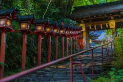 水の神を祀る