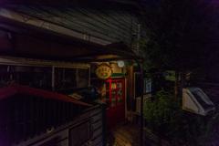 函館山のまるたま小屋