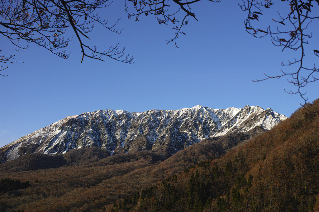 冠雪の鍵掛峠