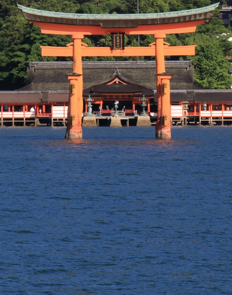 厳島神社鳥居