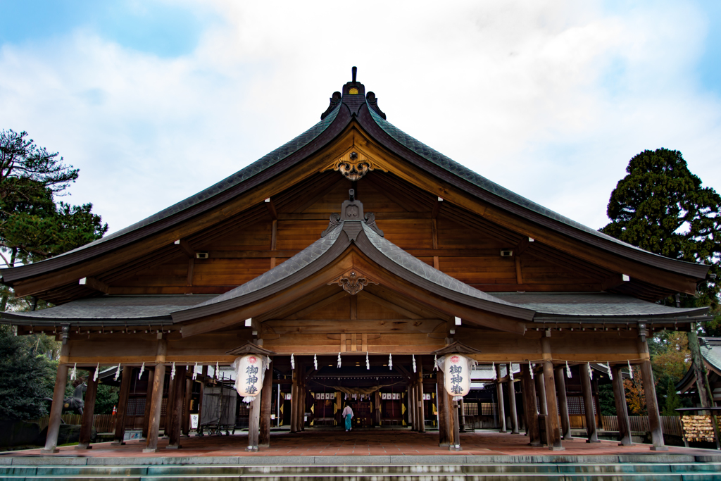 威風堂々　護国神社