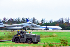 航空祭　KOMATU民間機との共存
