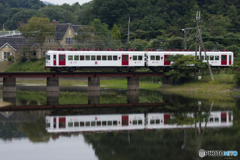 いちご電車がゆく