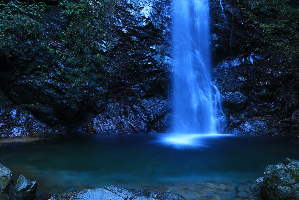 払沢の滝②