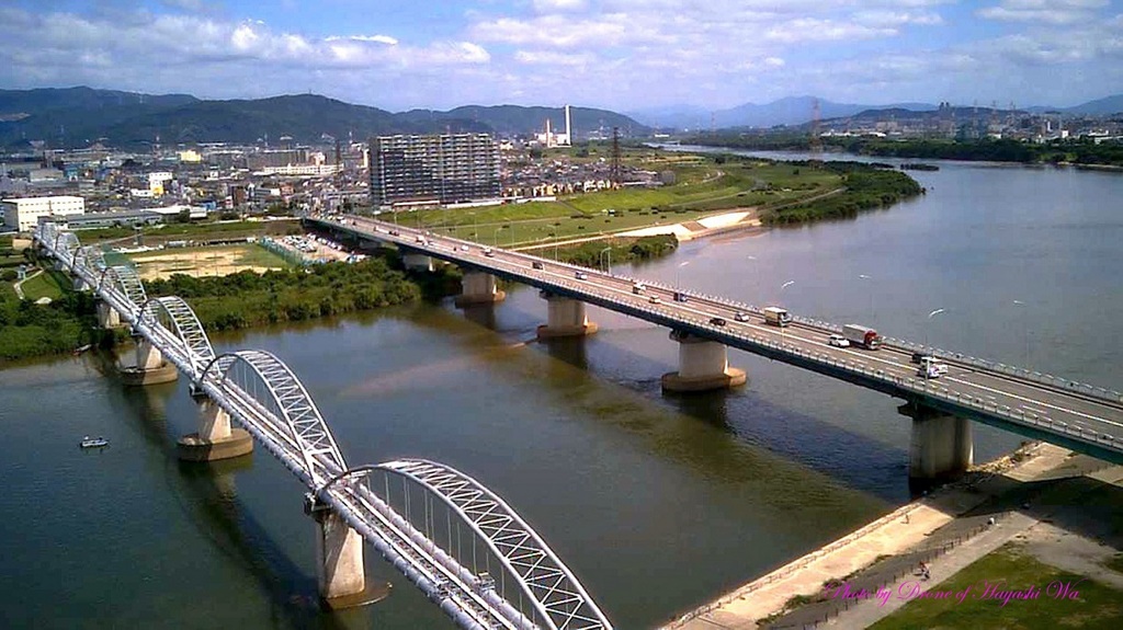20150824_Over the bridge by drone