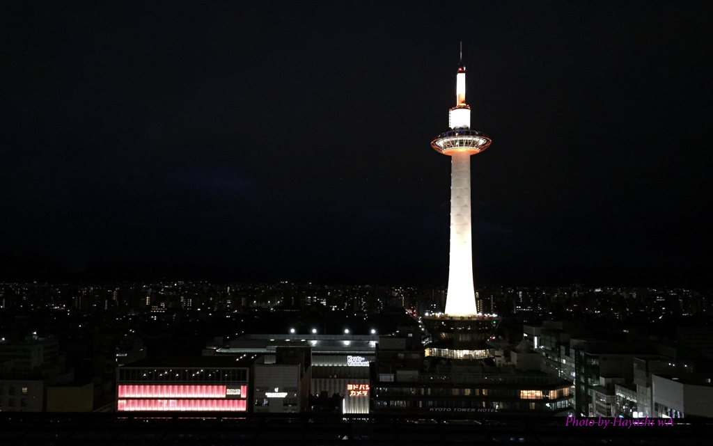 20151214_Kyoto Tower in Winter