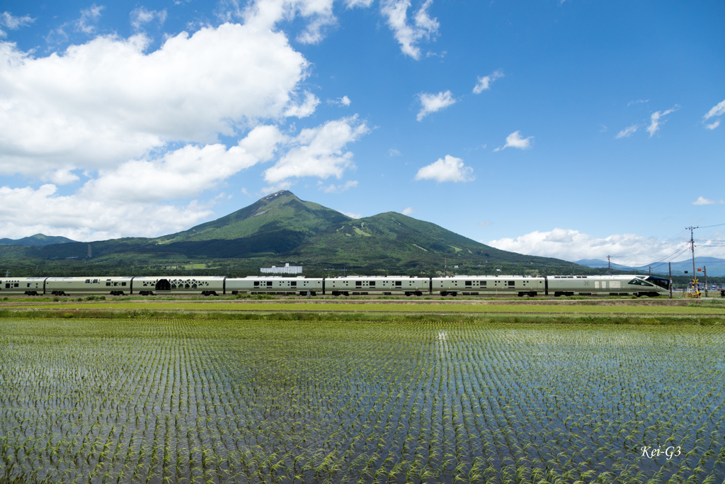 磐梯山と四季島と
