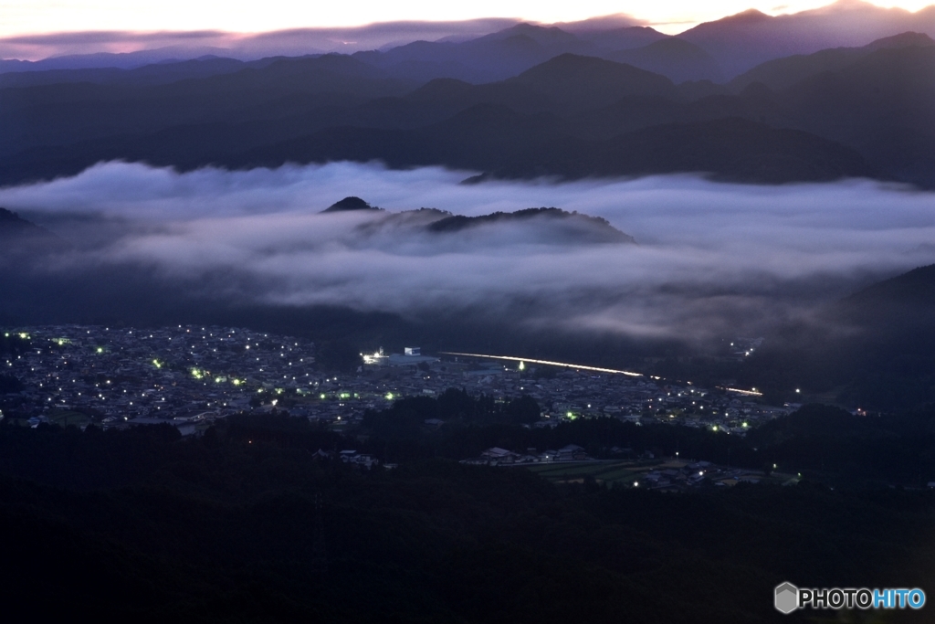雲と夜景と朝焼けと①