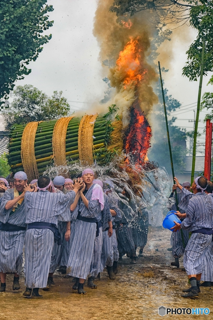 ほうらんや火祭り