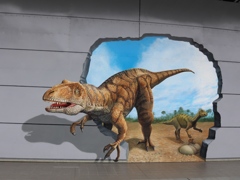 飛び出す恐竜(O_O)