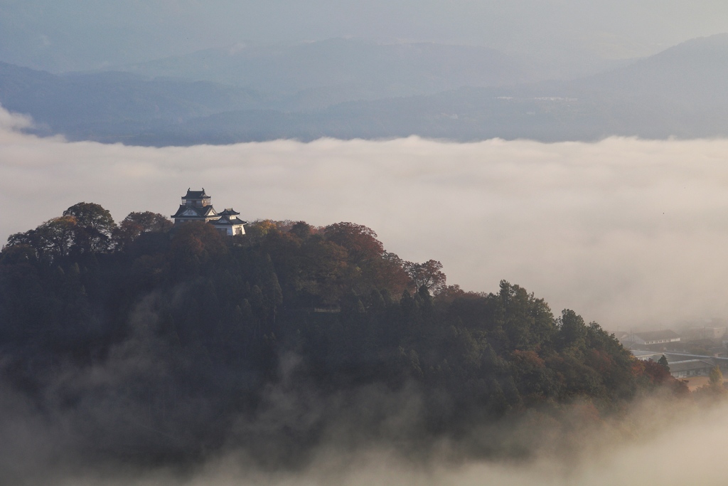 天空の城 戌山にて