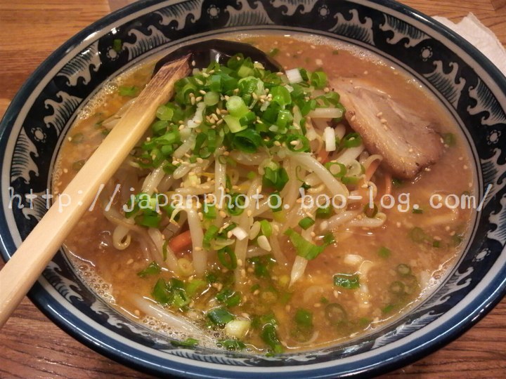 November　11 ， 2016