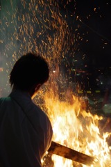 火を操る男