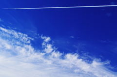 雲百態…北へ…飛行機雲