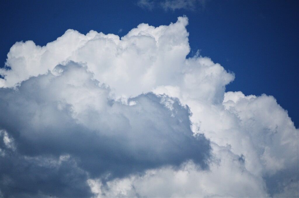 夏雲…時々雨雲