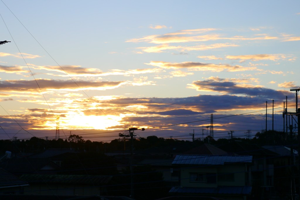 雲百態73…冬の夜明け