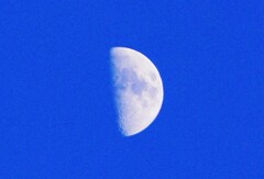 上弦の月(2)