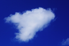 空の青さが…
