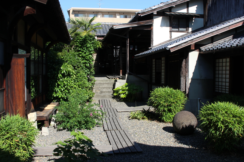 河井寛次郎記念館　中庭